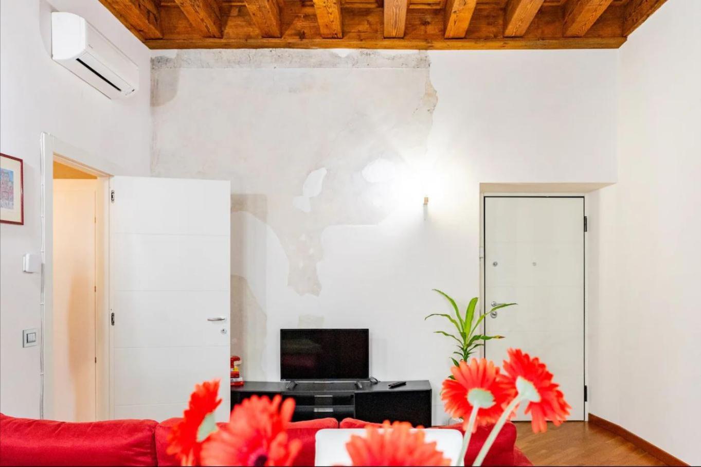 Magnolia Home - Piazza Delle Erbe فيرونا المظهر الخارجي الصورة